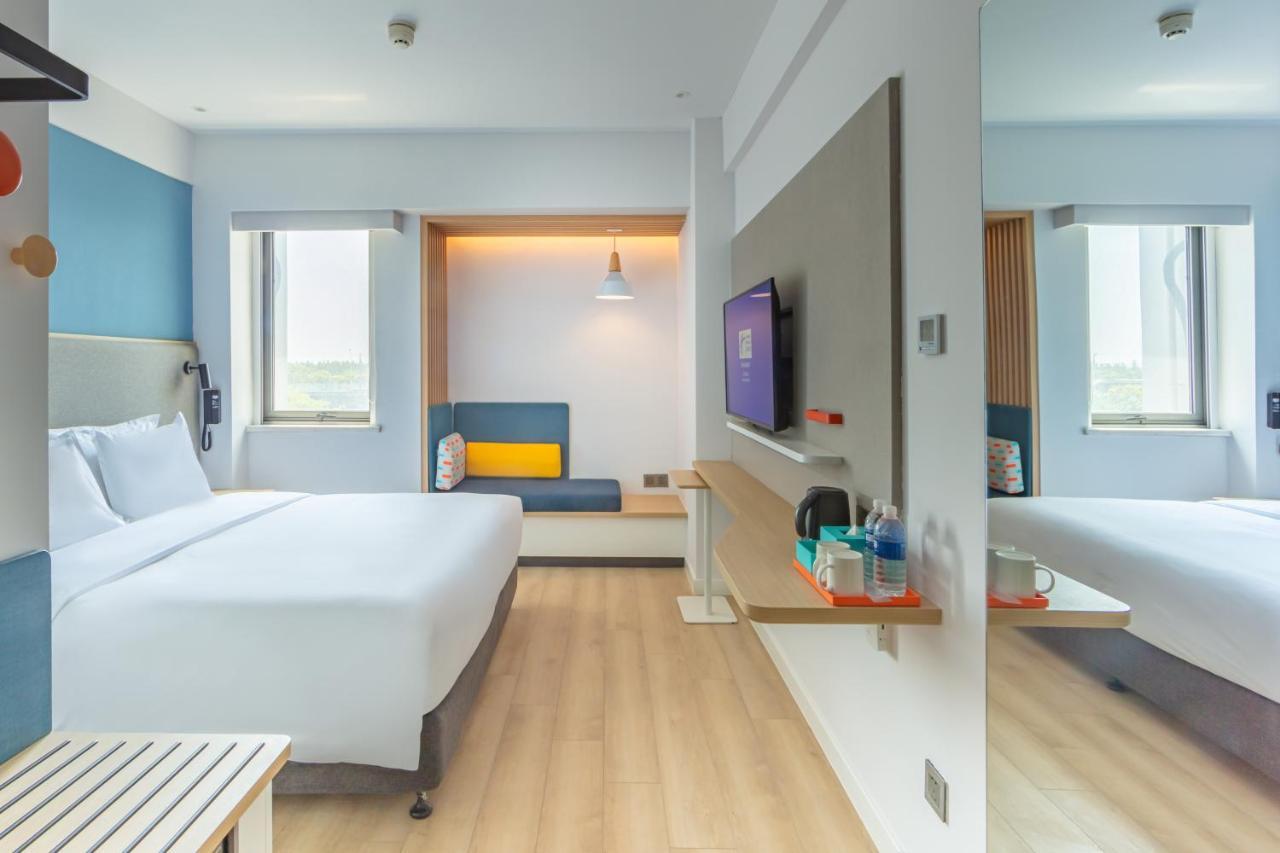 Holiday Inn Express Shanghai Pudong Airport By Ihg Kültér fotó