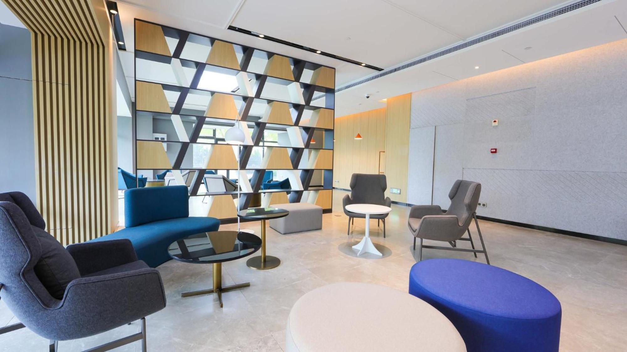 Holiday Inn Express Shanghai Pudong Airport By Ihg Kültér fotó